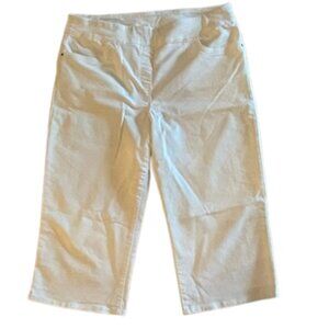 Briggs New York White Pull-On Cropped Pants – Style 990XHR3CO – Size 18